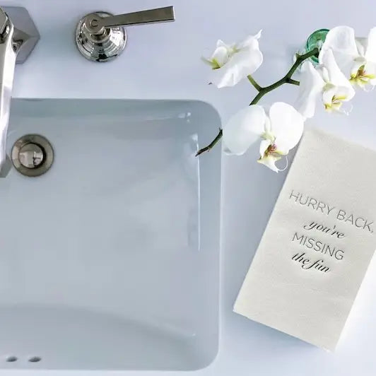 Lined Design Hurry Back Cloth-Like Disposable Guest Towels